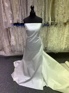 Pale Ivory Silk Blend Mikado - P596