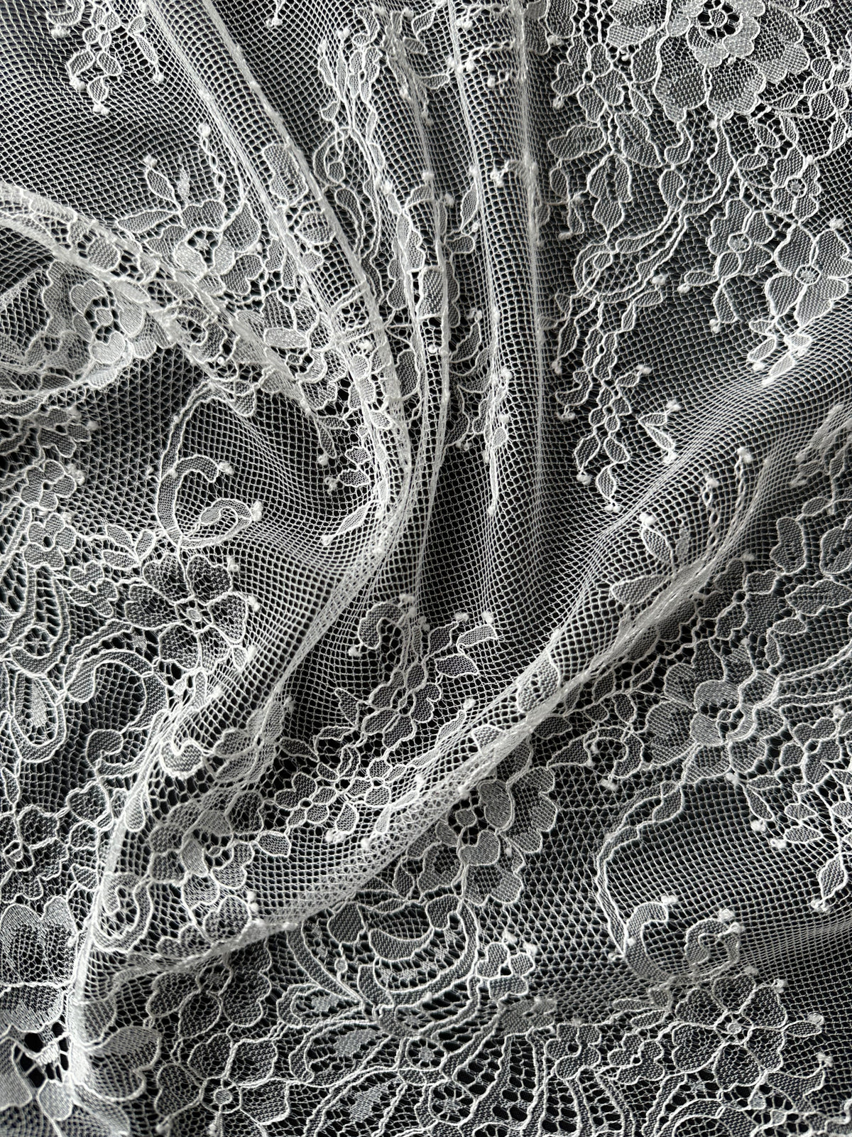 White Raschel Lace - P223