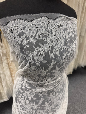 Ivory Chantilly Lace - Diallo