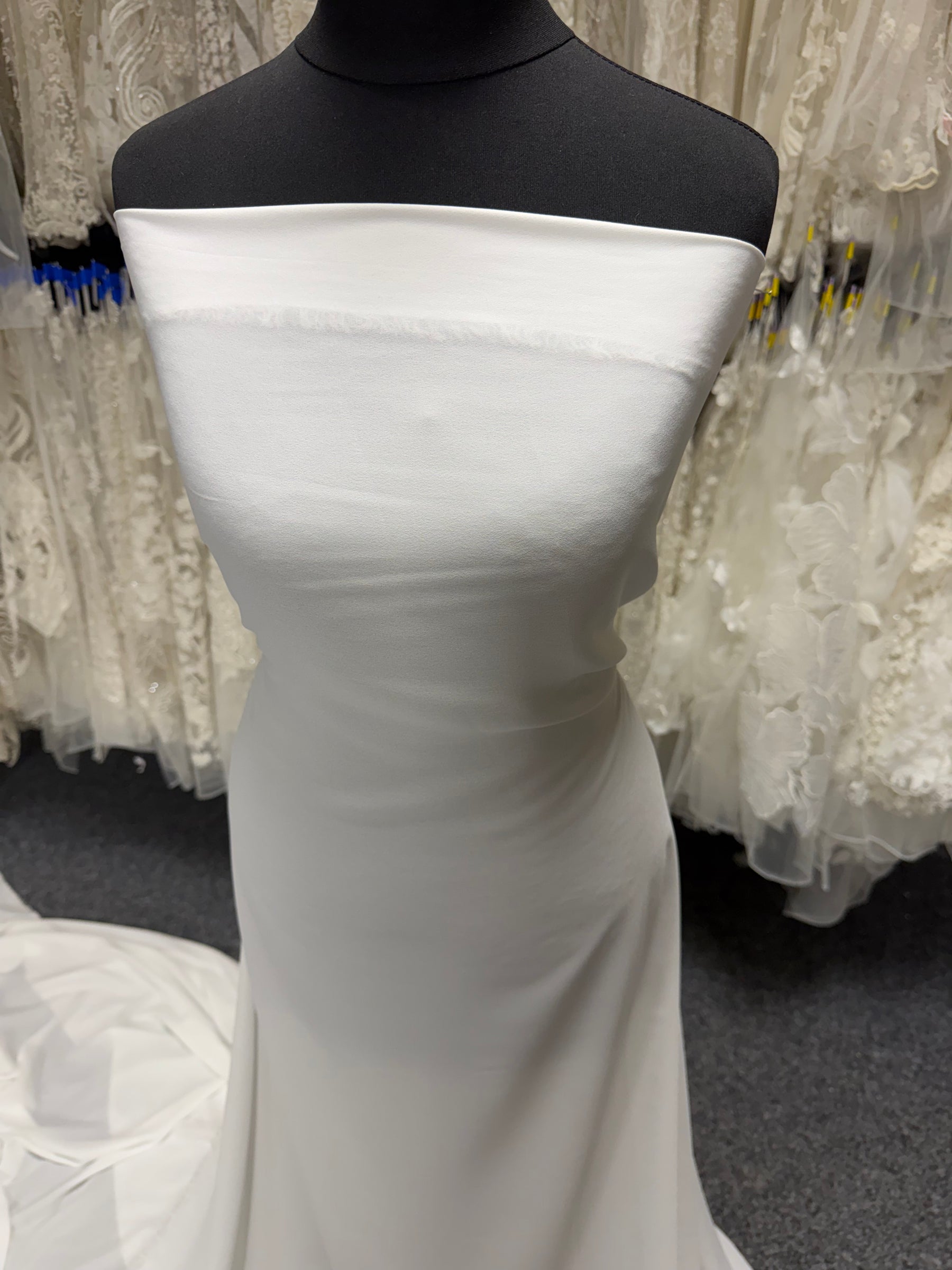 Ivory Recycled Crepe - PB4007