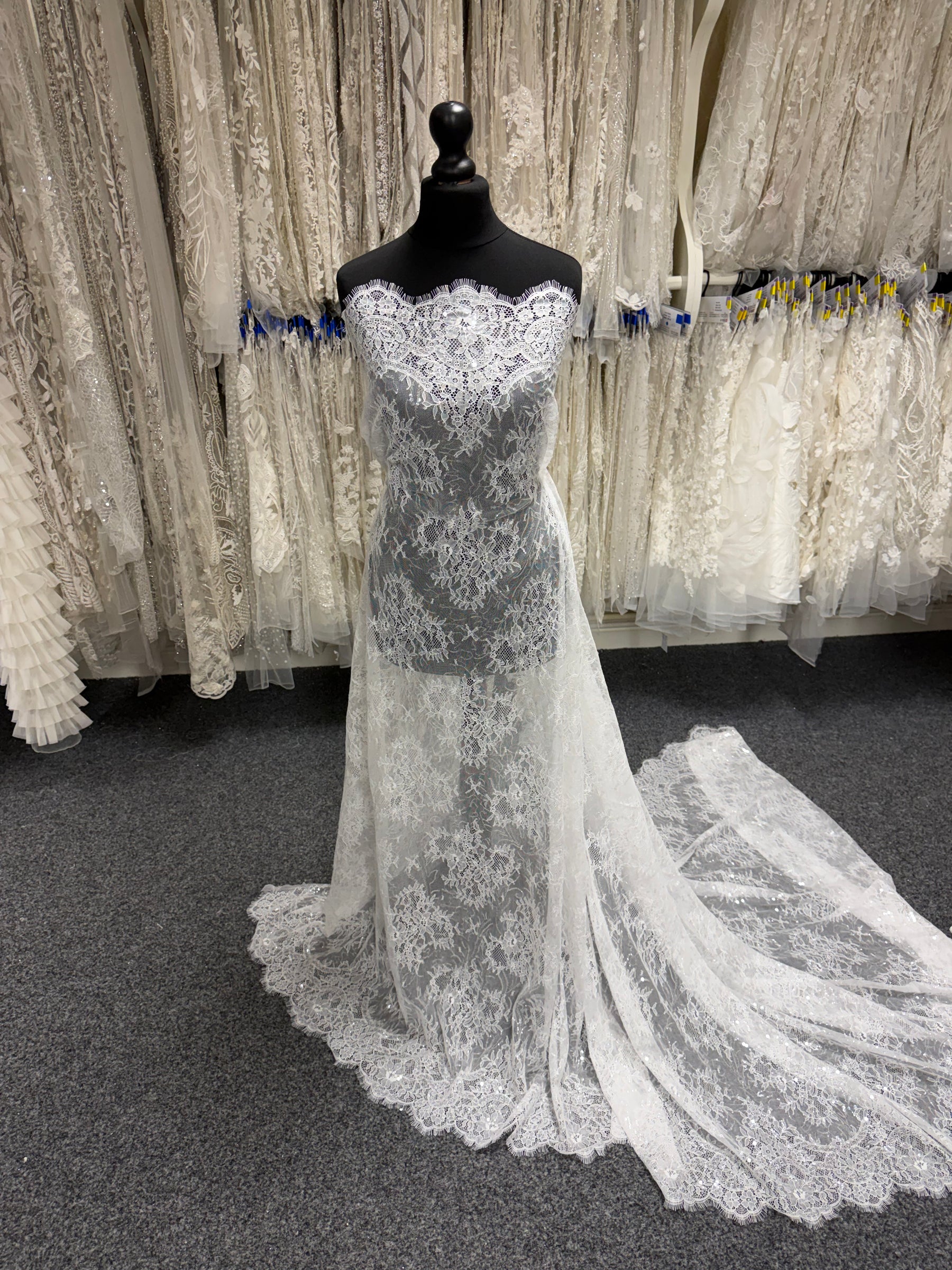 Ivory Sequin Lace - LB6002