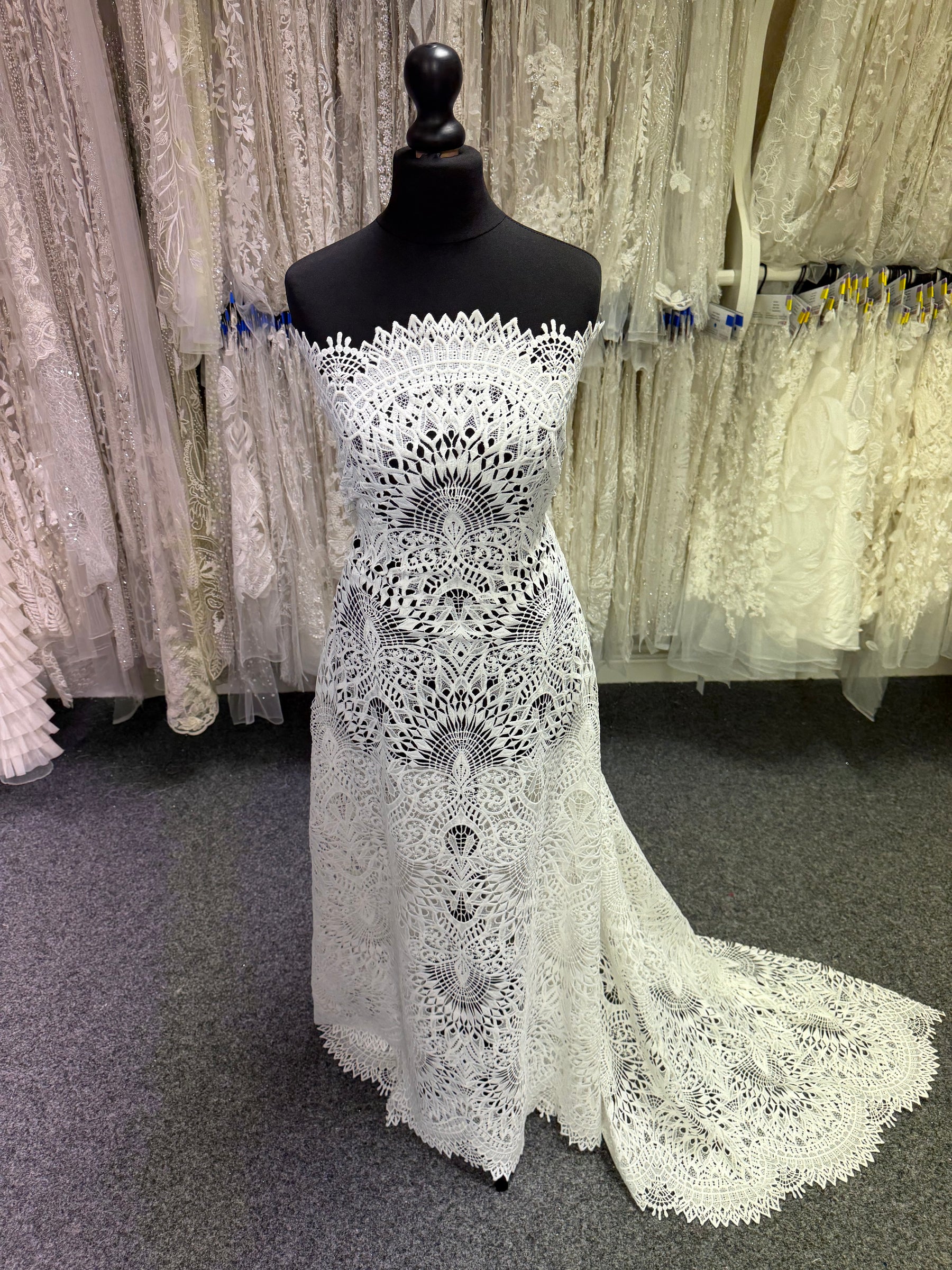 Ivory Lace with Recycled Polyester - LB2014