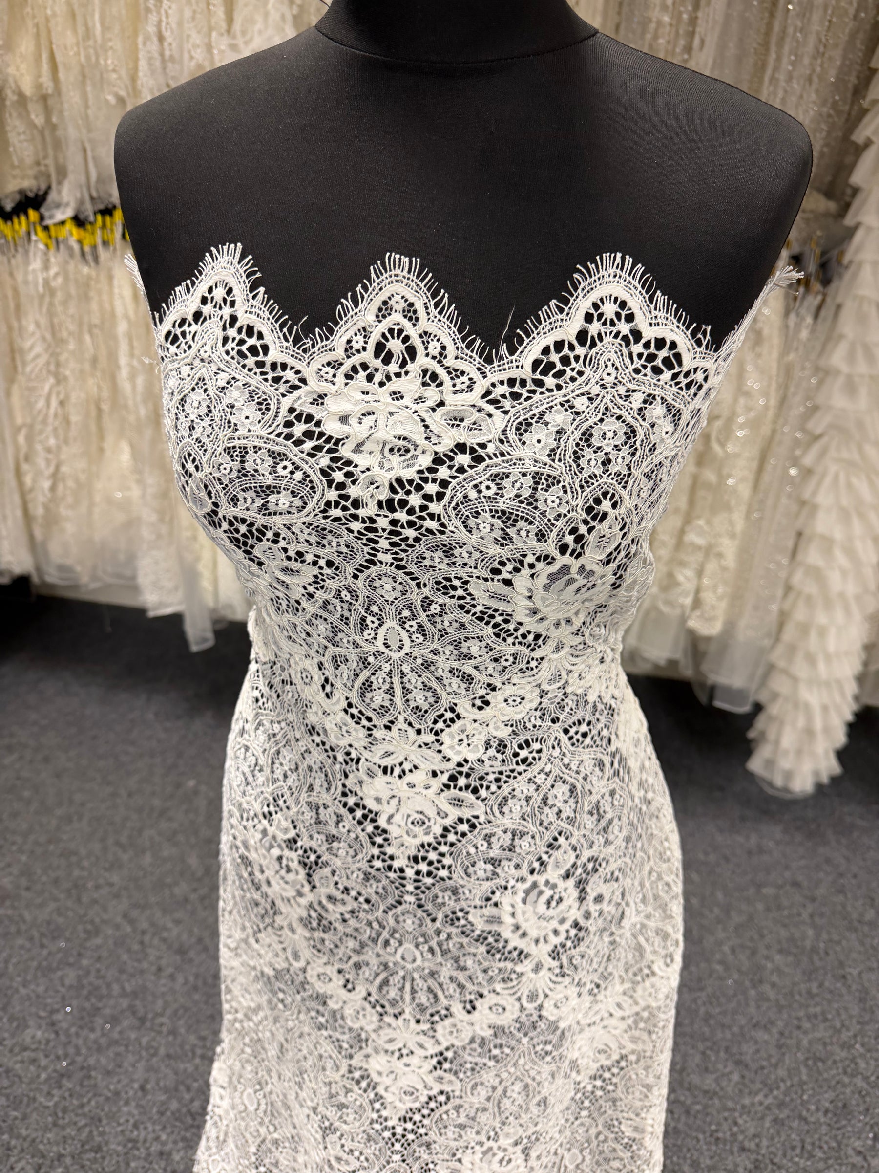Ivory Corded Lace - LB2011