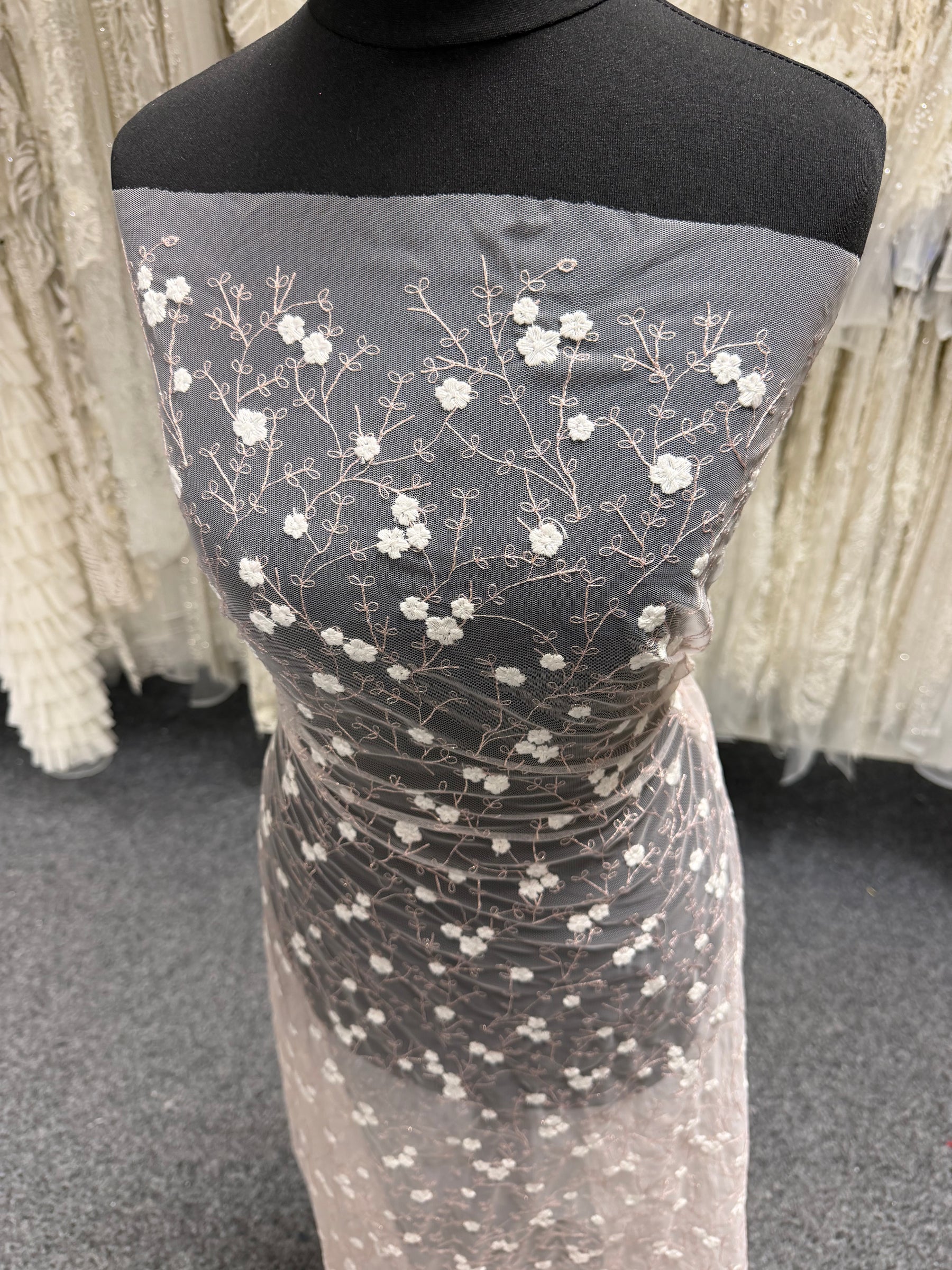 PInk Tulle with Ivory and Pink Embroidered Lace – EU5004