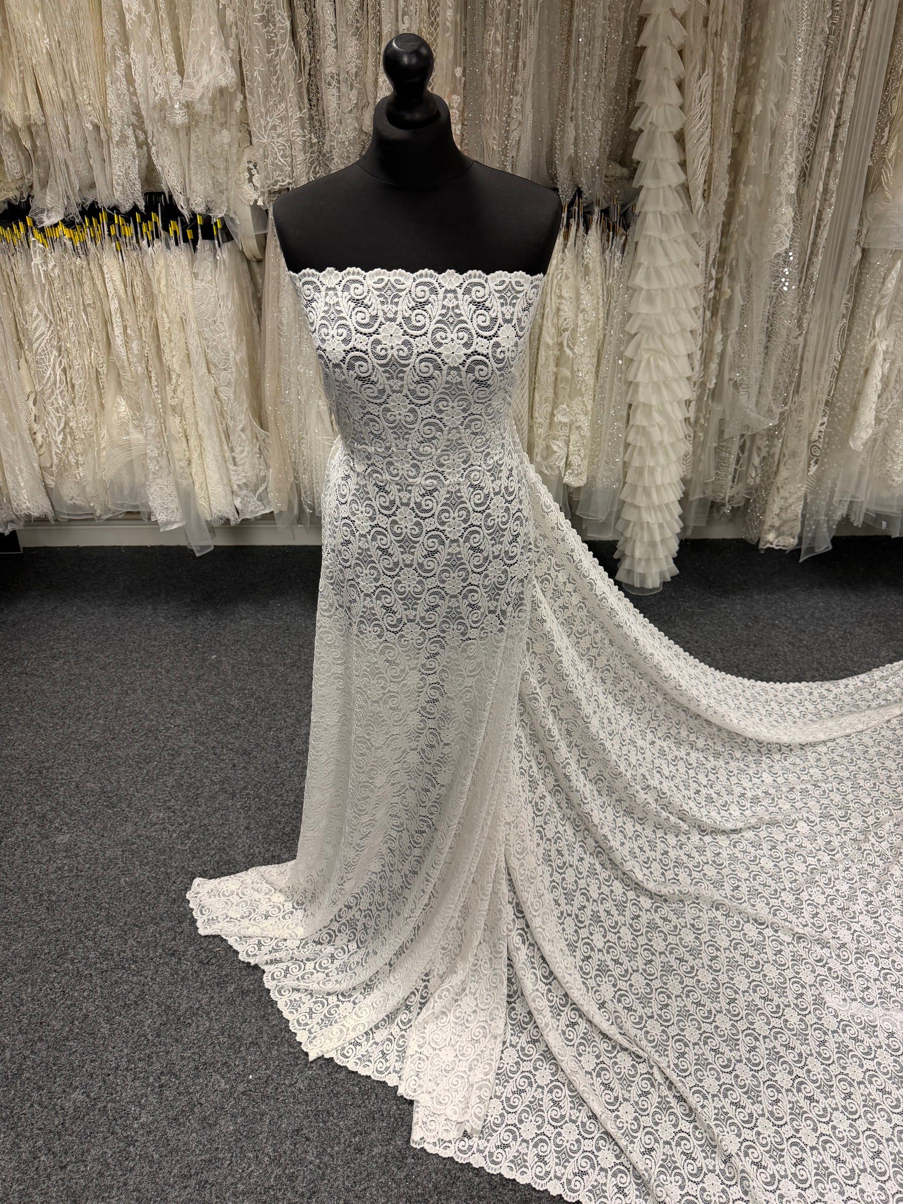 Ivory Stretch Lace - LB7005