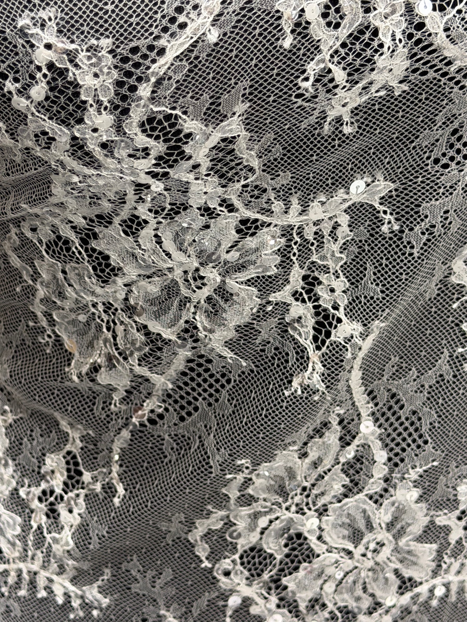 Ivory Sequin Lace - LB6004
