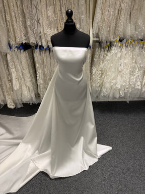 Pale Ivory Silk Blend Mikado - P598