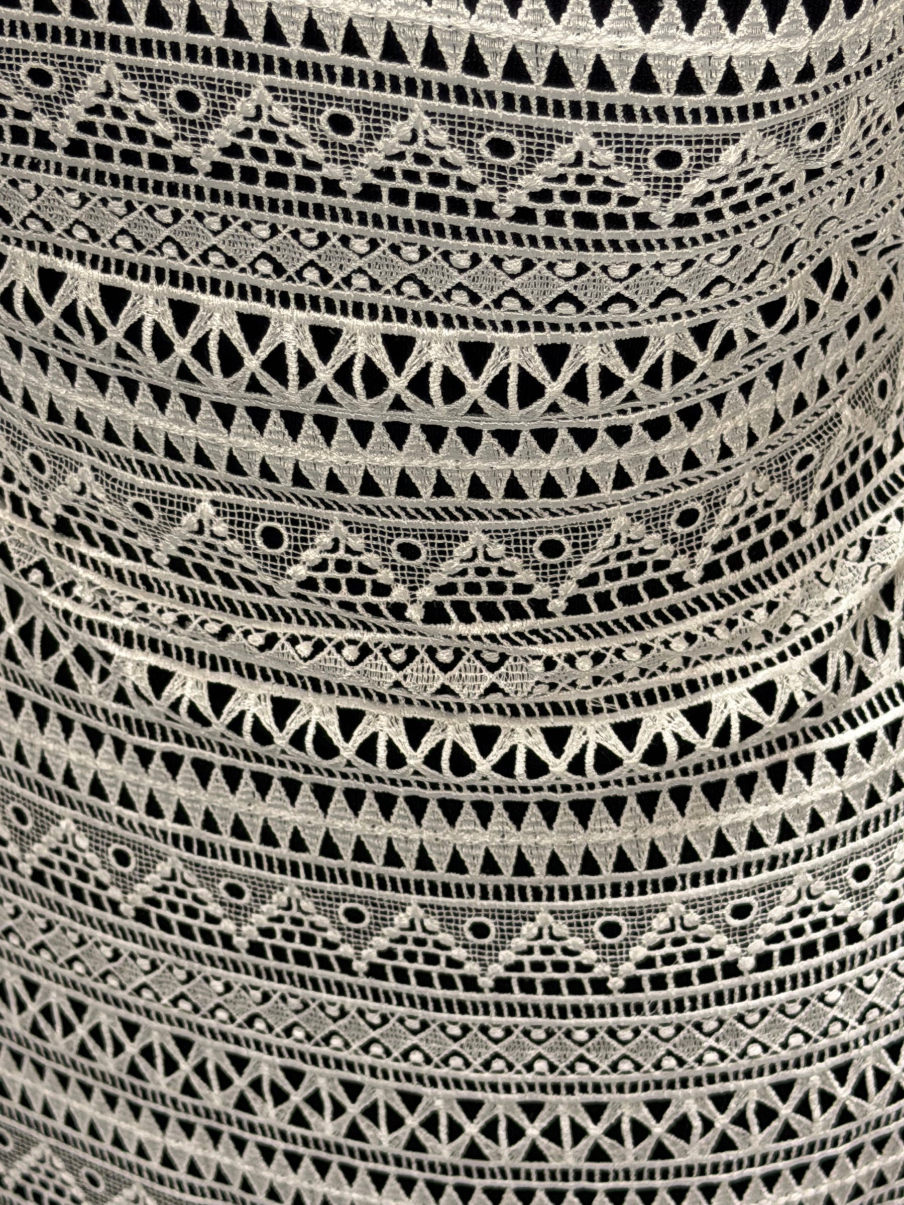 Ivory Guipure Lace - LB2010