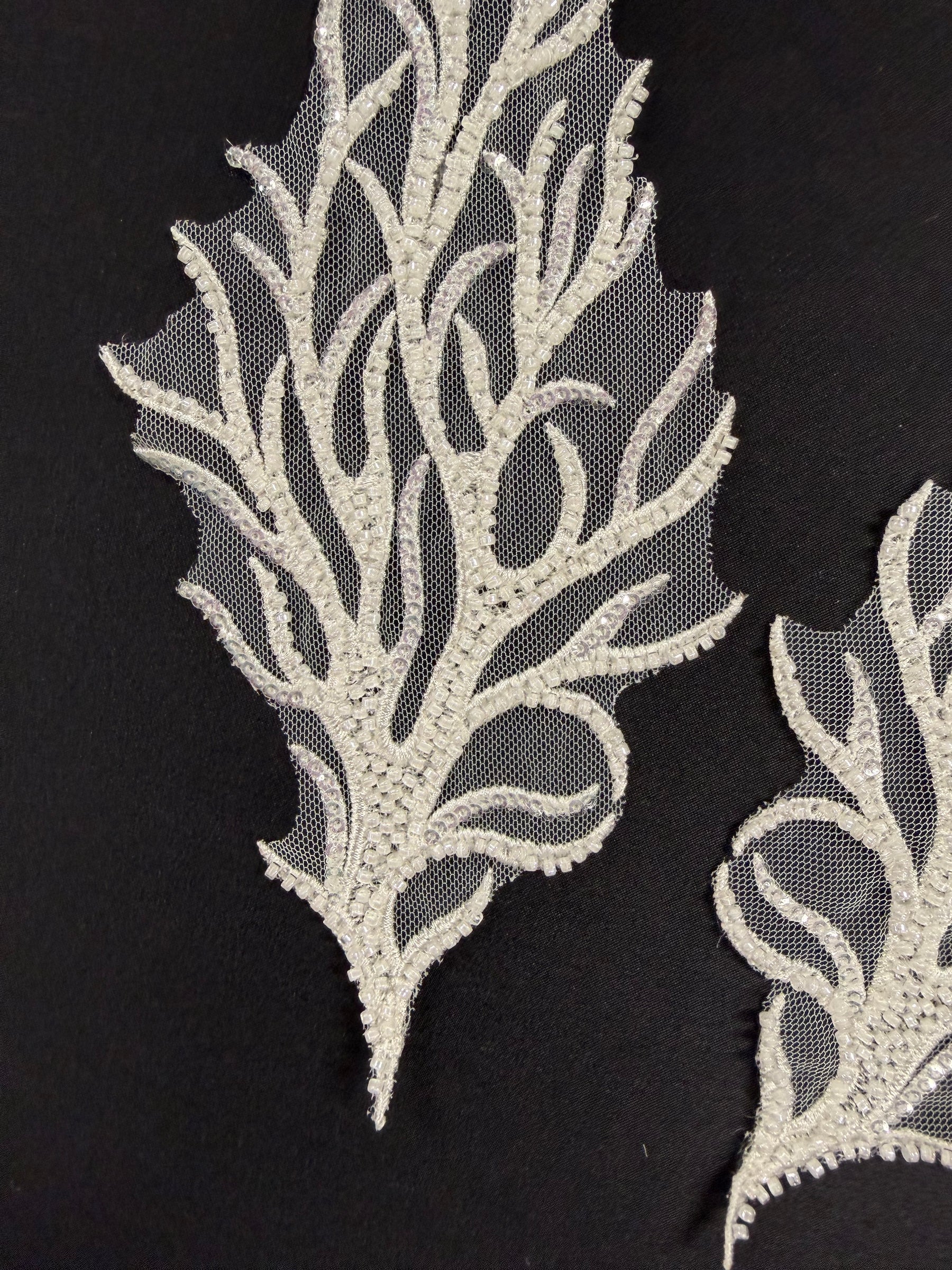 Ivory Beaded Motif - MT4005