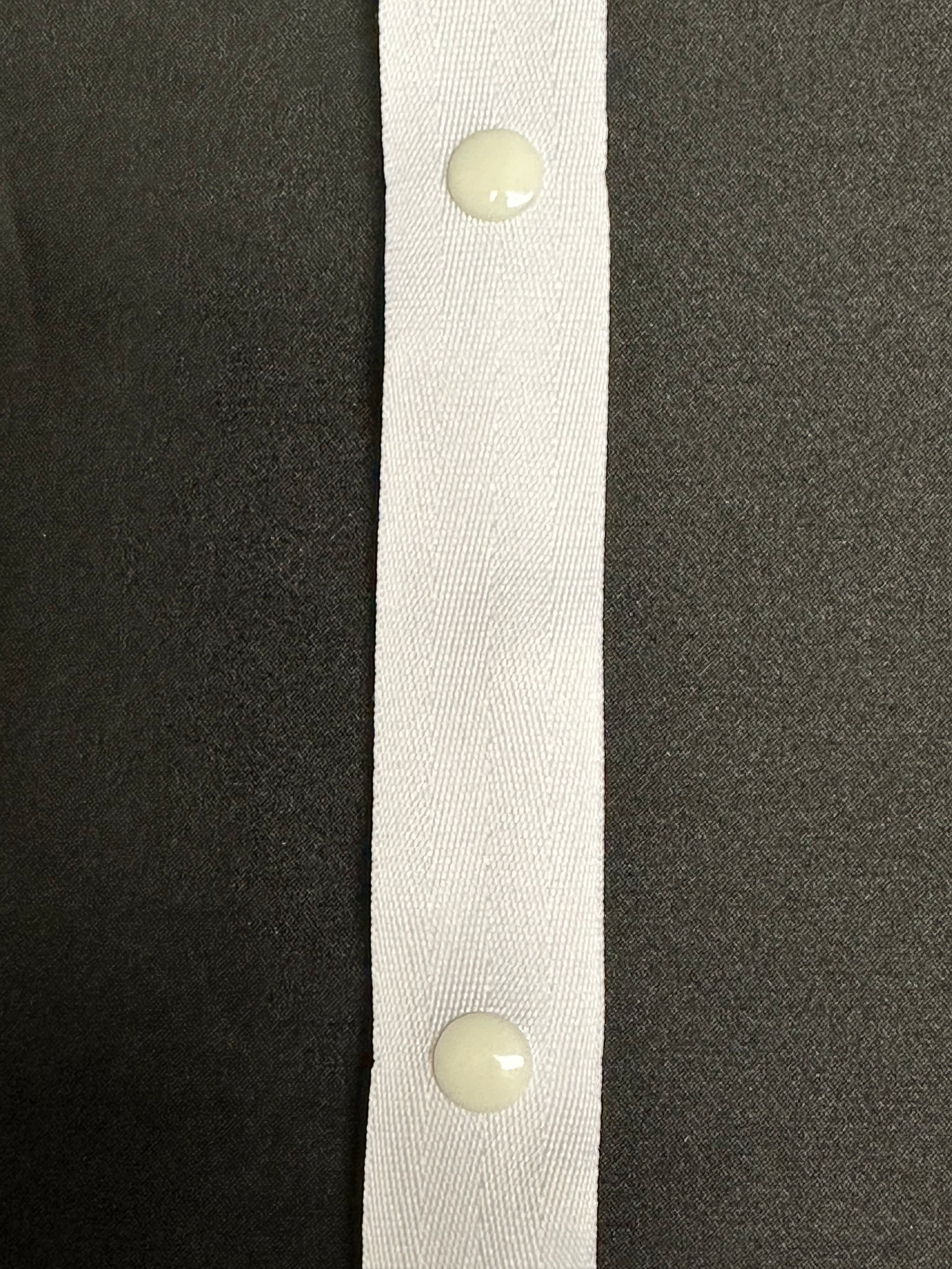 White 100mm Spaced Popper Tape - A83