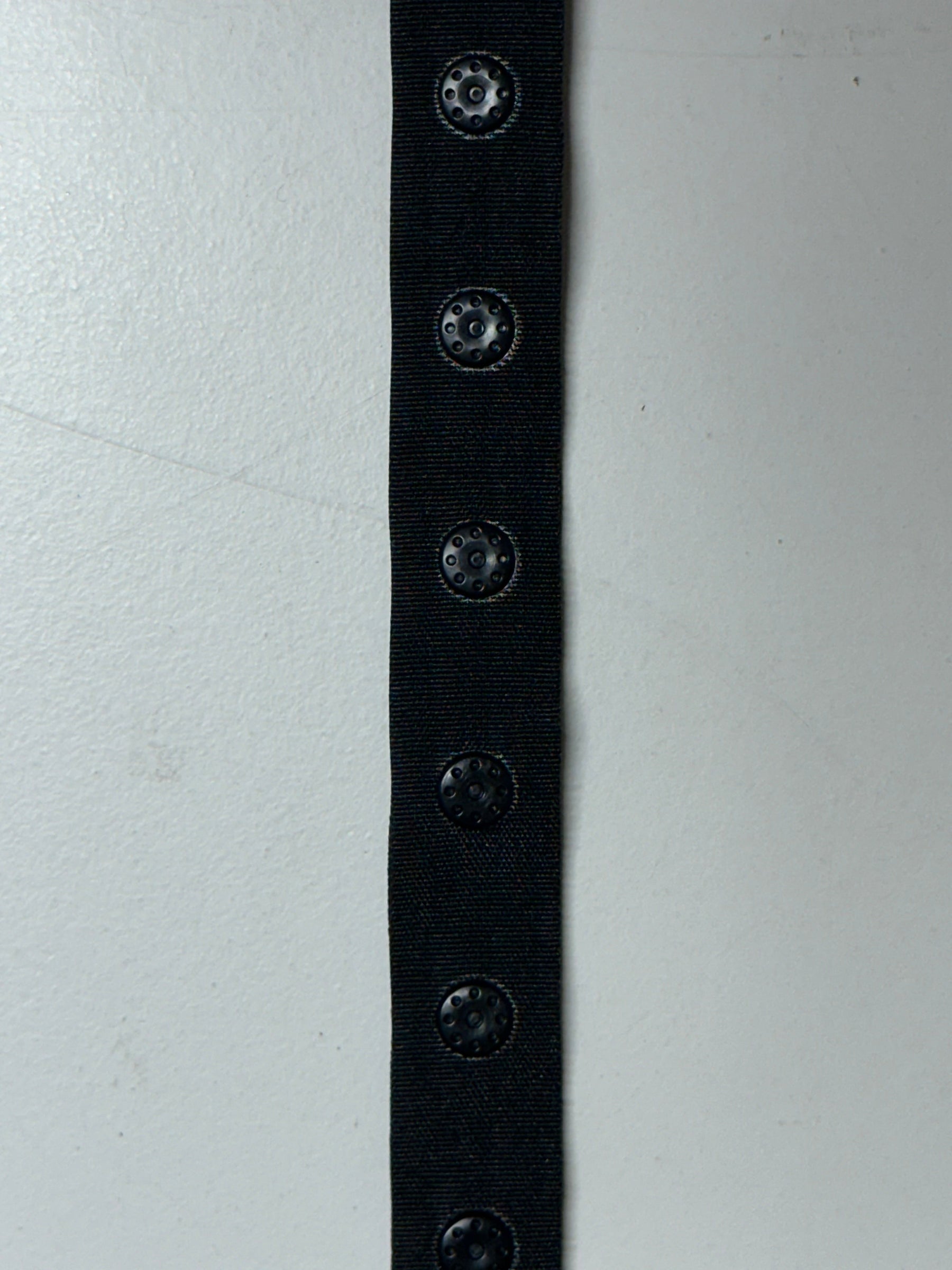 Black 25mm Spaced Popper Tape - A84