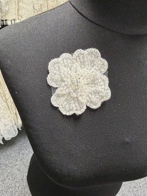Ivory Beaded Motif - MT3006