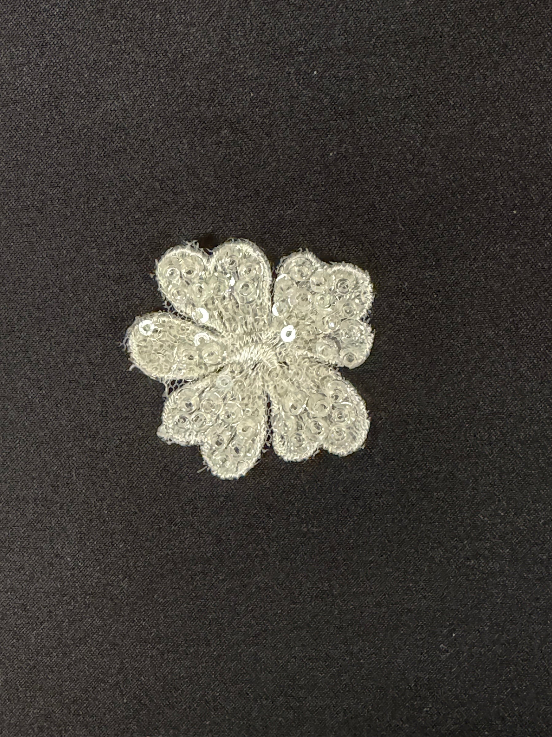 Ivory Beaded Motif - MT3005