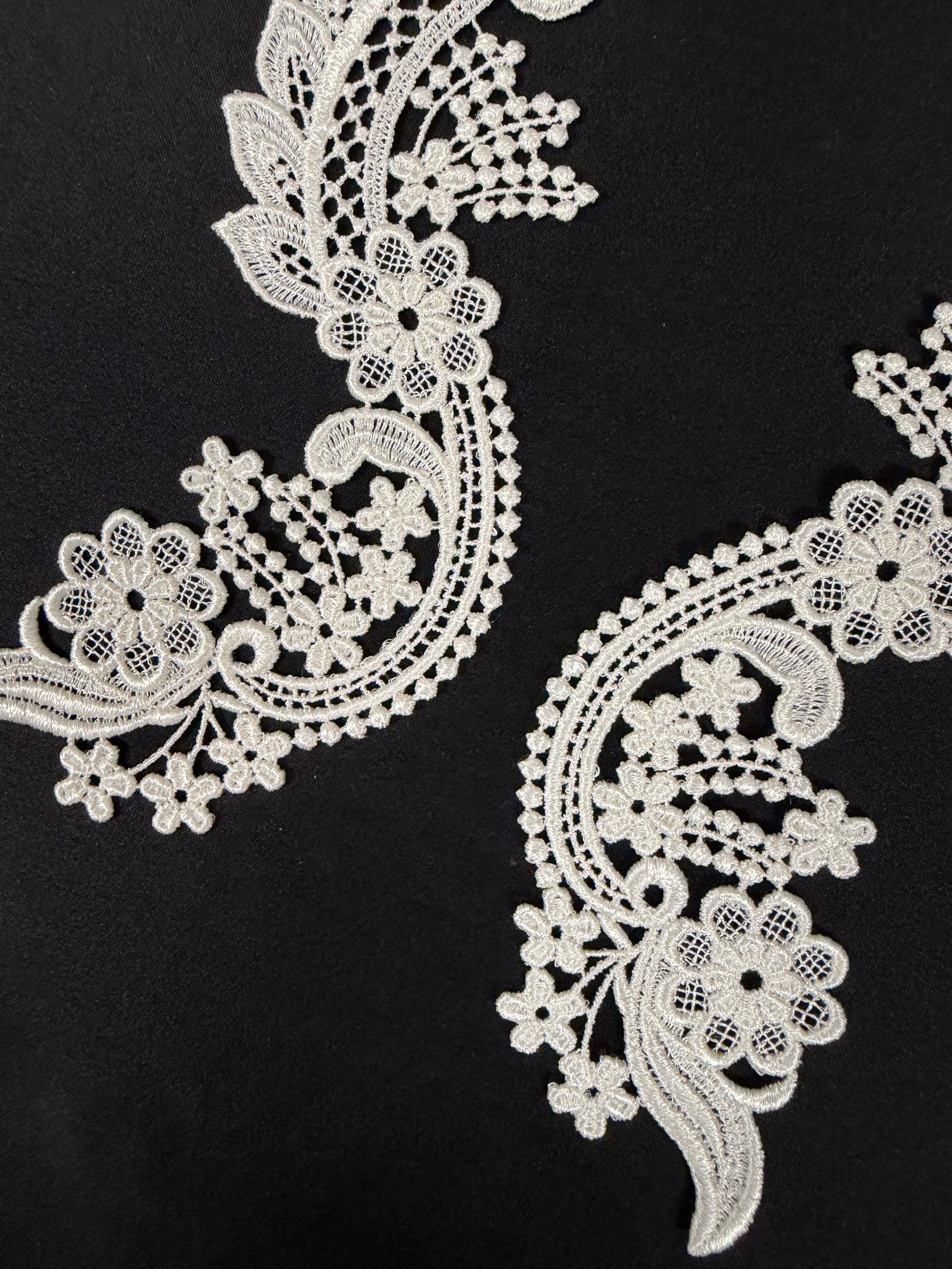 Ivory Guipure Motif - MT8005