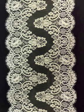 Pale Ivory Chantilly Lace Trim - Natasha