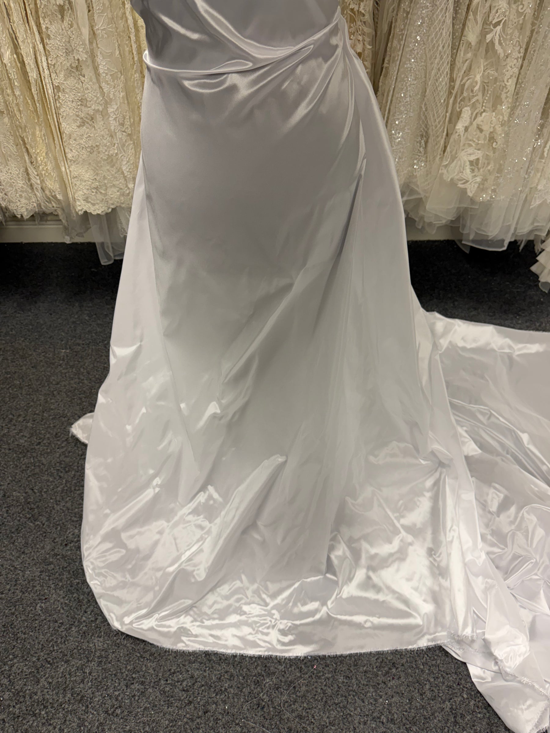 White Polyester Taffeta - P600