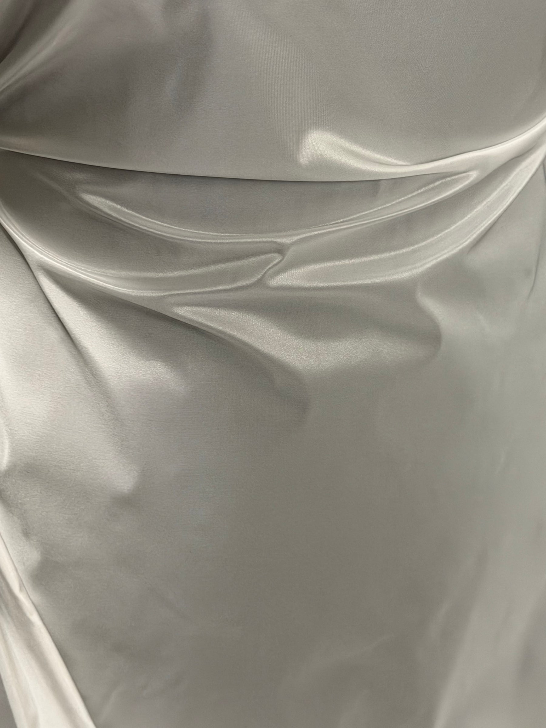 Pale Ivory Polyester Taffeta - P599