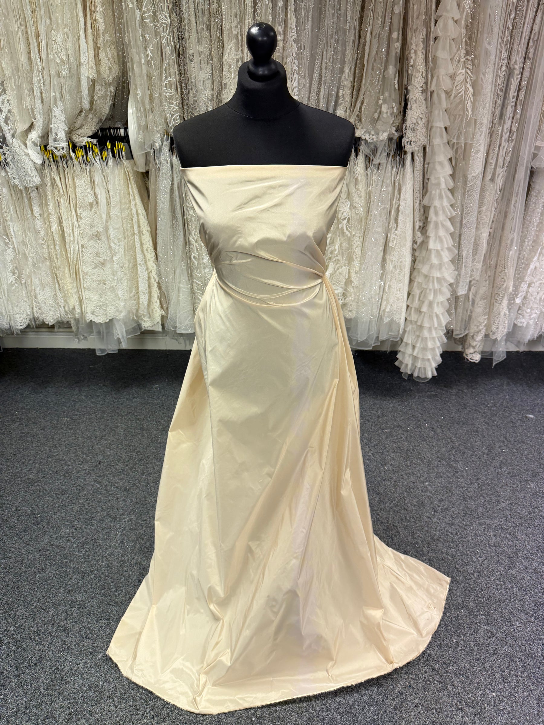 Gold Polyester Taffeta - P599
