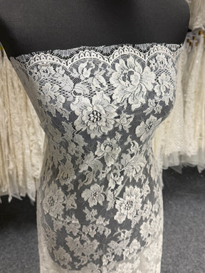 Ivory Chantilly Lace - LA2010