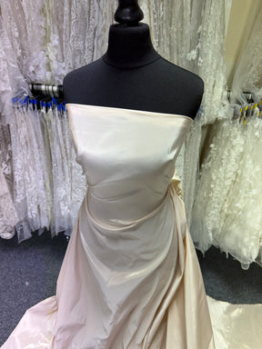 Champagne/Gold Polyester Taffeta - P600
