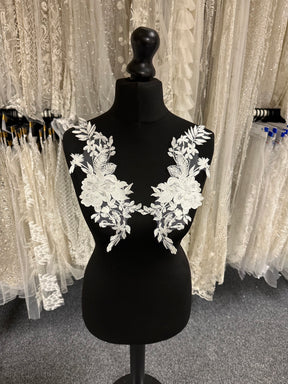 Ivory Floral Lace Appliques - MT6007