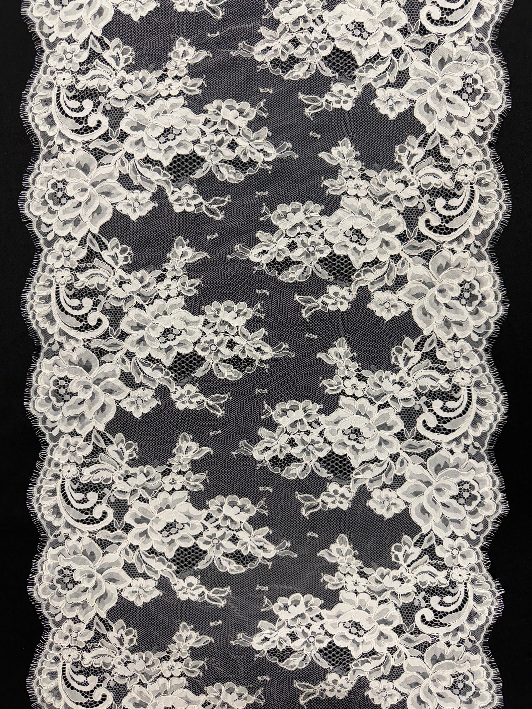 Ivory Corded Lace Trim - Rhonda