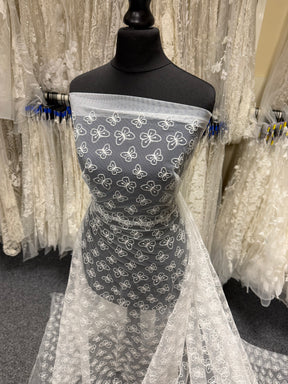 Ivory Embroidered Butterfly Lace – EU5002