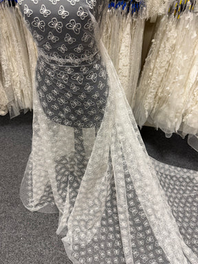 Ivory Embroidered Butterfly Lace – EU5002