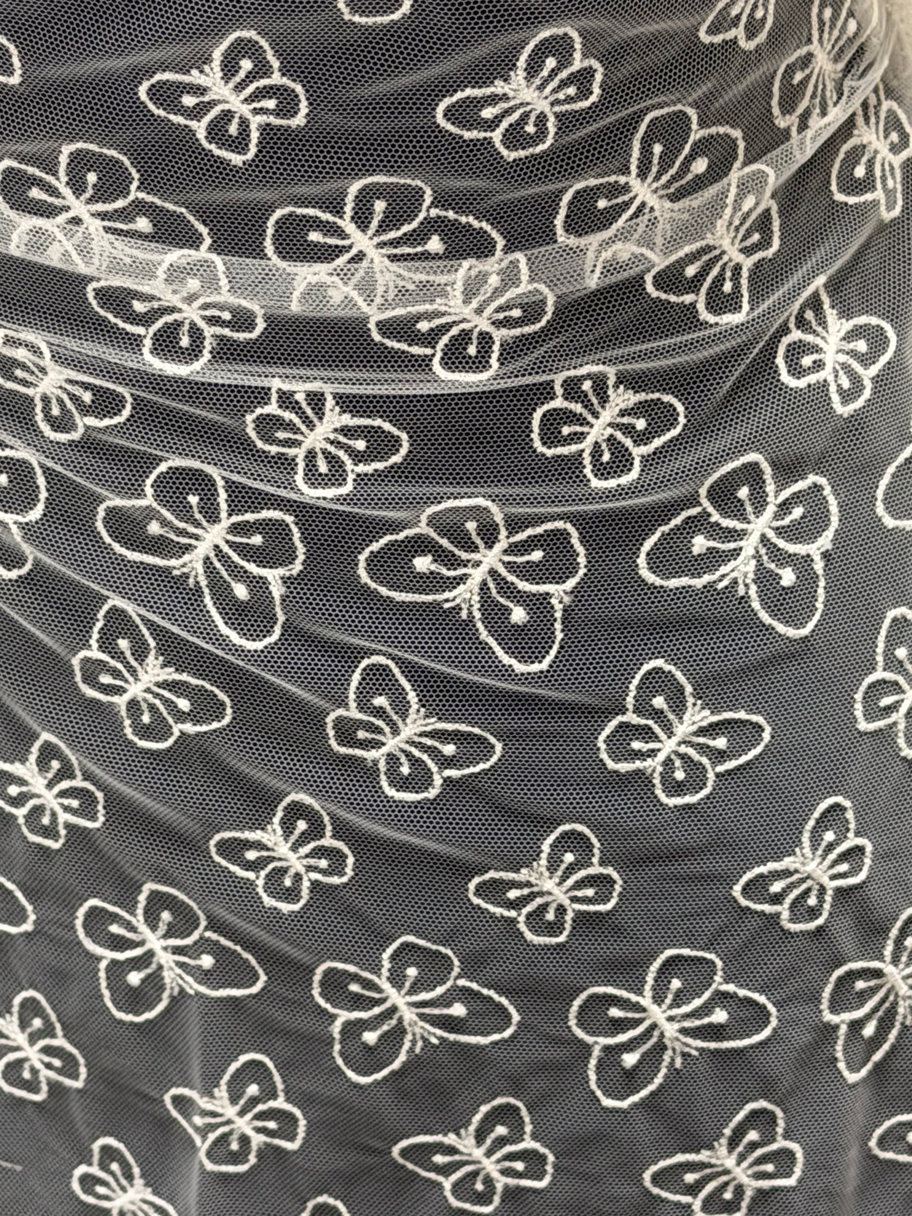 Ivory Embroidered Butterfly Lace – EU5002