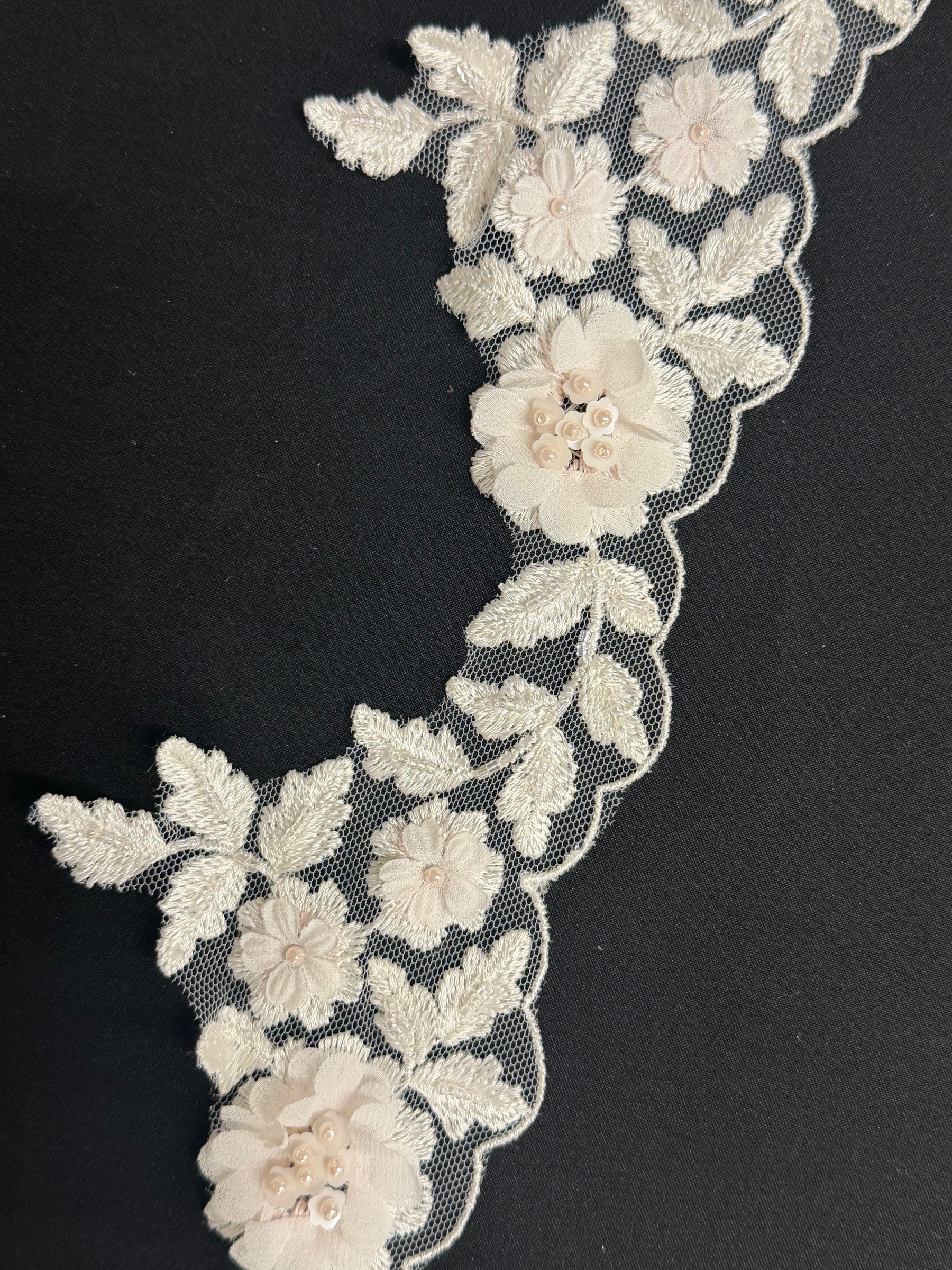 Ivory/Pink 3D Beaded Lace Edging - T714