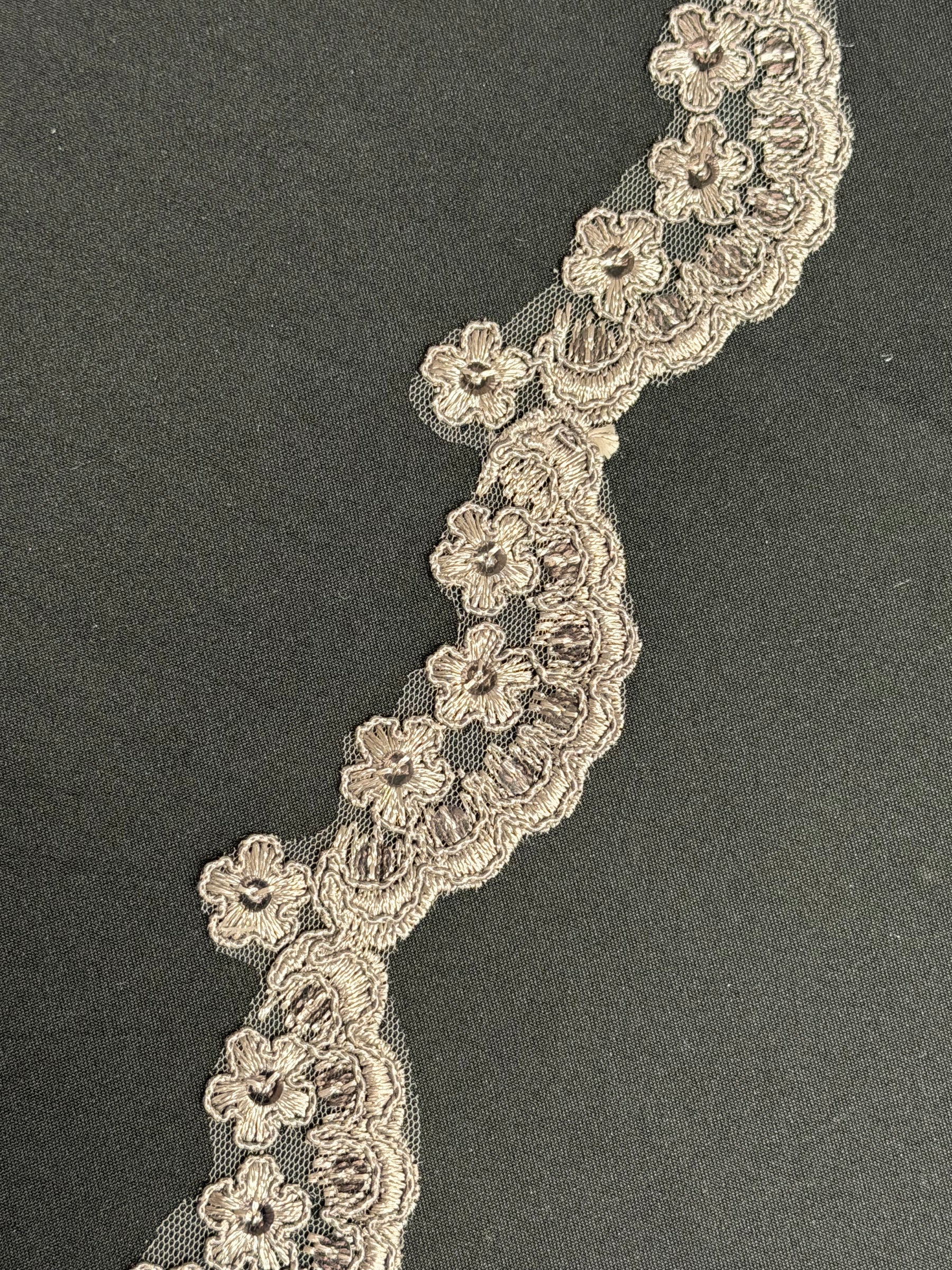 Taupe Corded Sequin Edging - T713