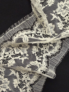 Ivory Chantilly Lace Trim -  Hugorie