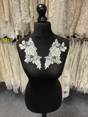 Ivory Floral Lace Appliques - T65