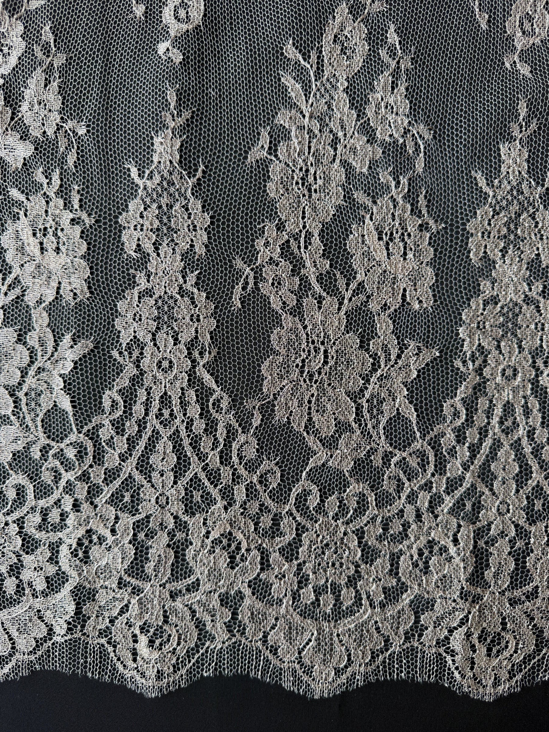 Dusty Rose French Metallic Lace - LA2003