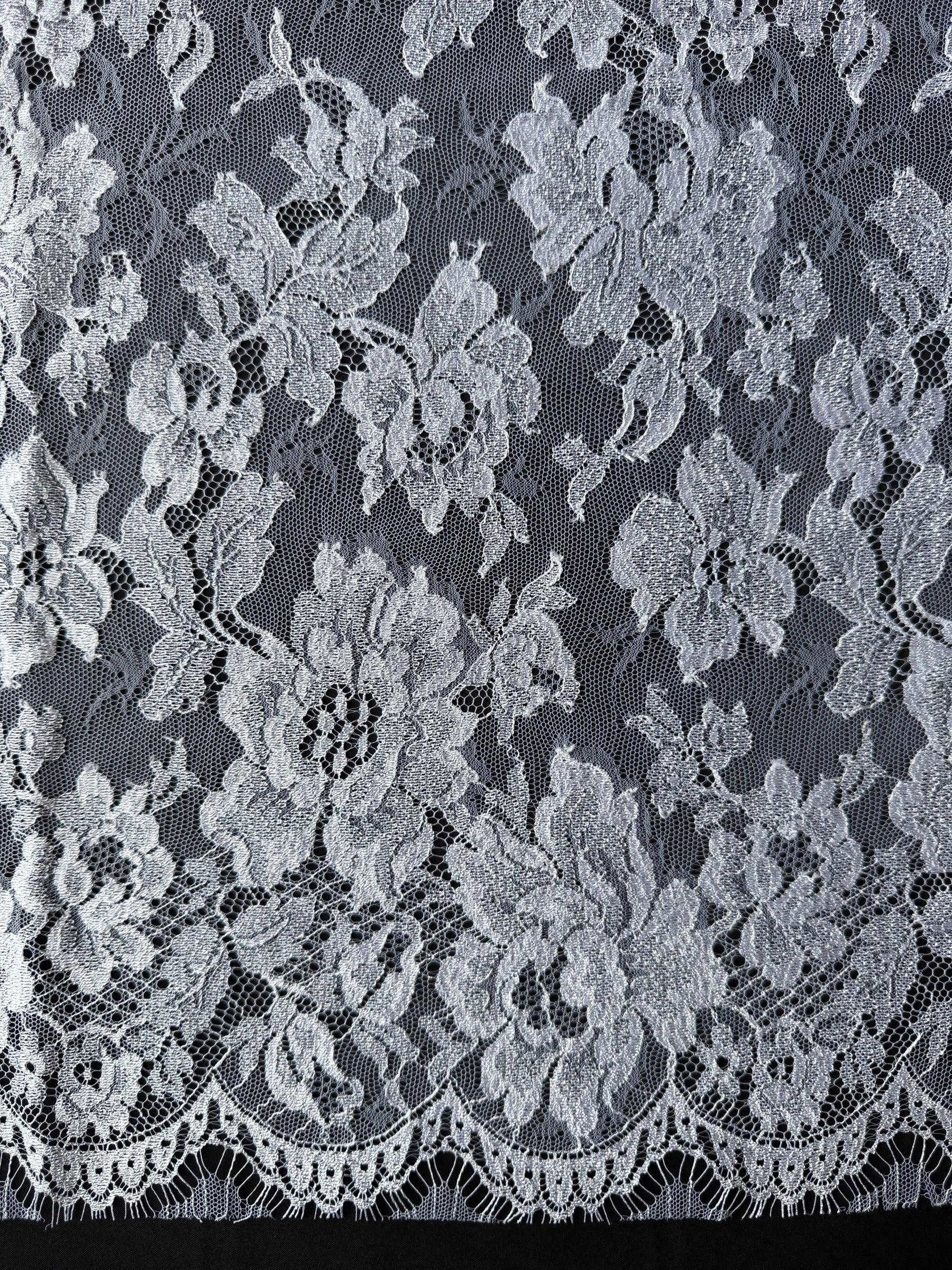 White Chantilly Lace - LA2010