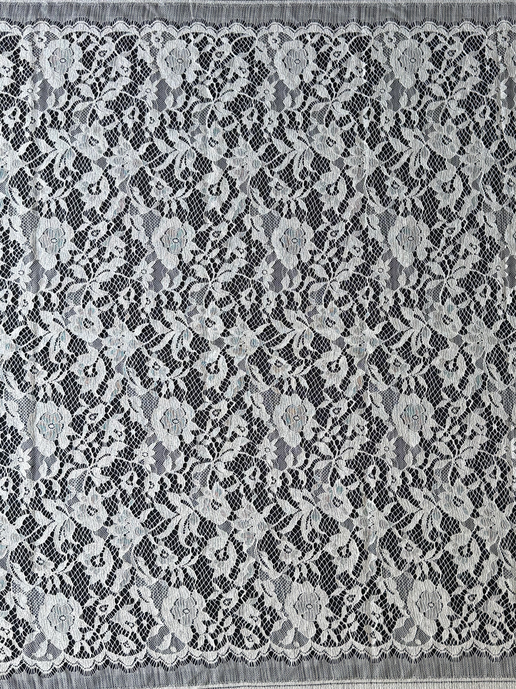 Ivory Silk Wool Chantilly Lace - P269