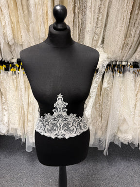 Ivory Sequin Edging - EF3001
