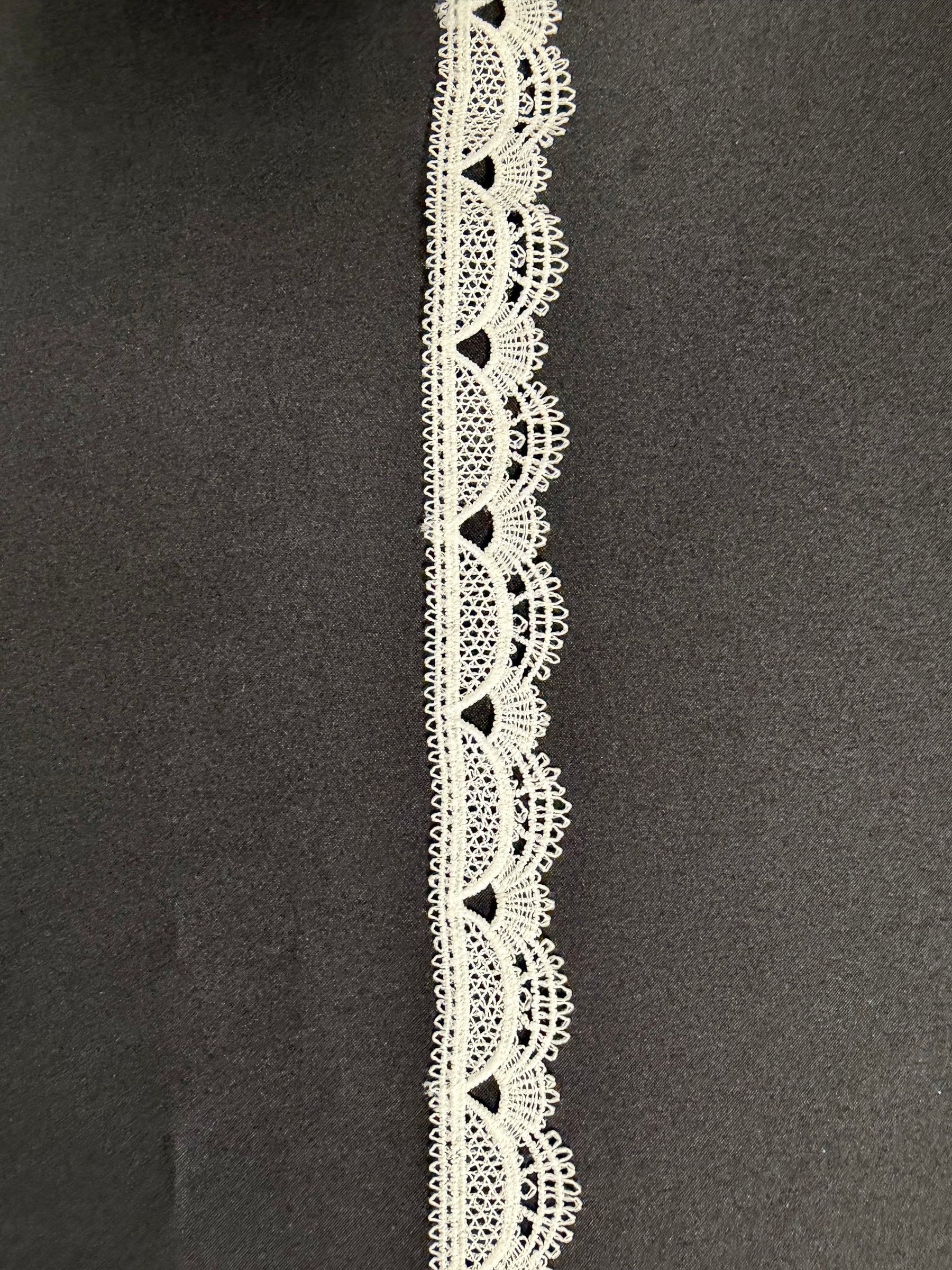 Ivory Edging - EF4016