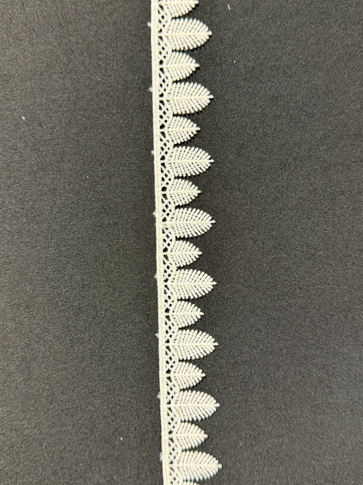 Ivory Edging - EF4013