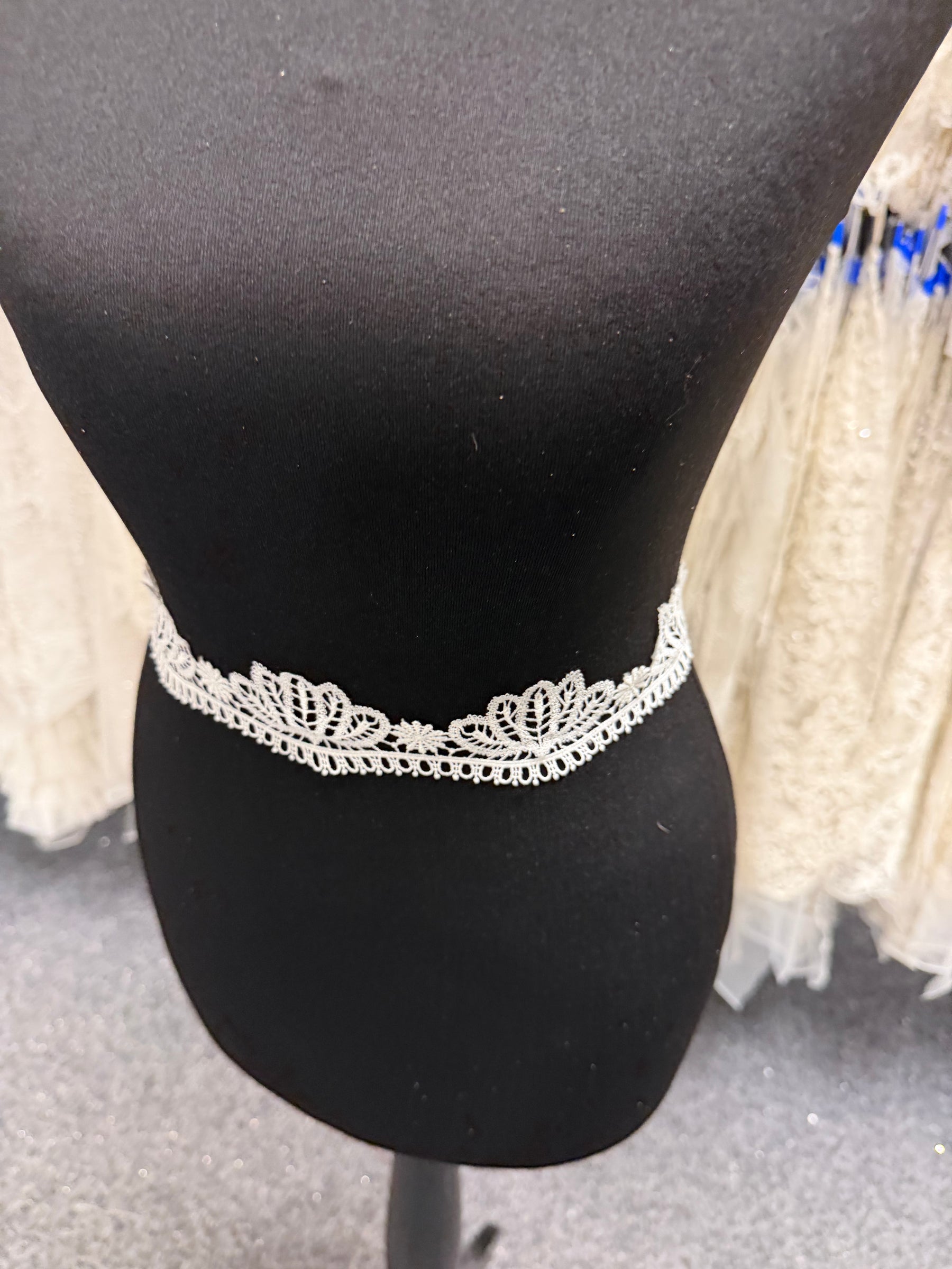 Ivory Edging - EF4009