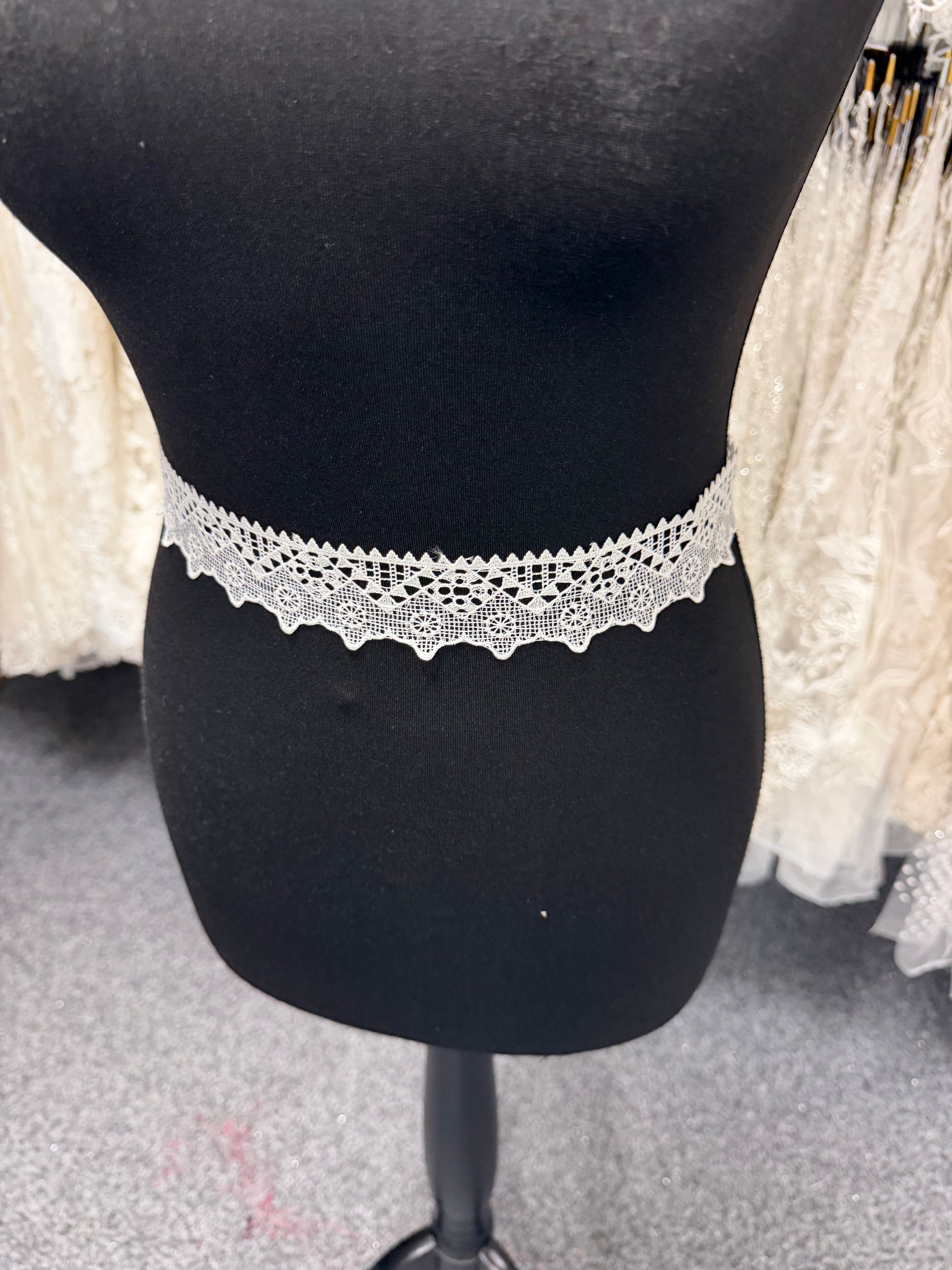 Ivory Edging - EF4001