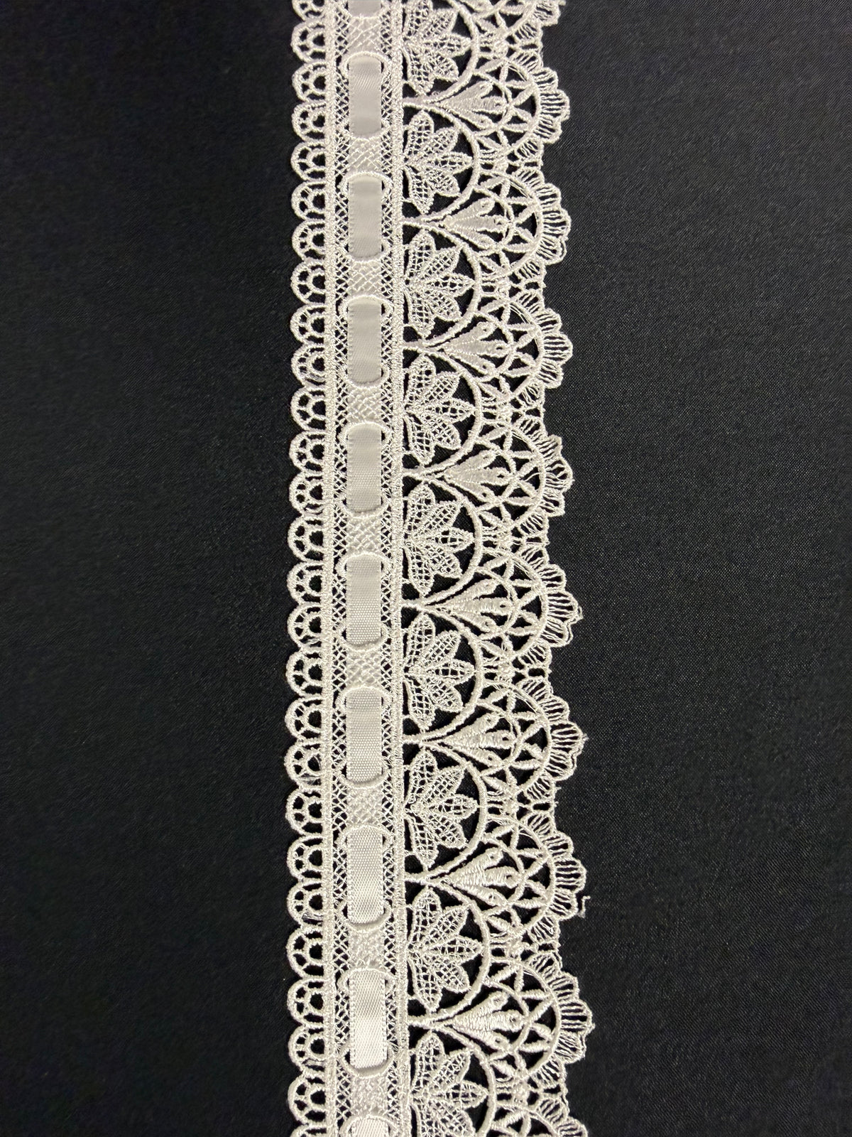 Ivory Edging - EF4019