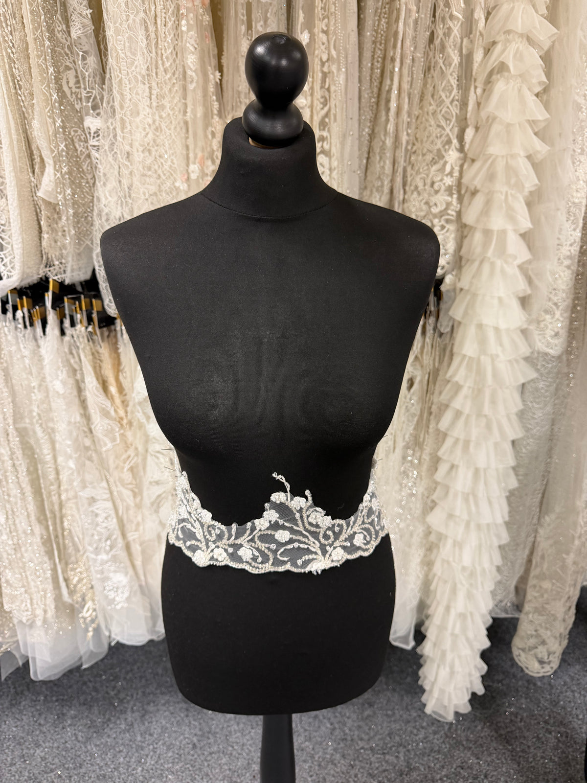 Ivory Beaded Edging - EF1001