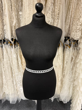 Ivory Edging - EH4009