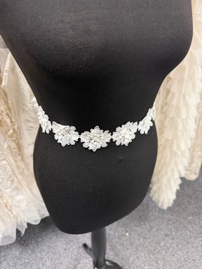 Ivory Edging - EH4005