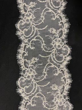 Ivory Beaded Lace Trim - T221