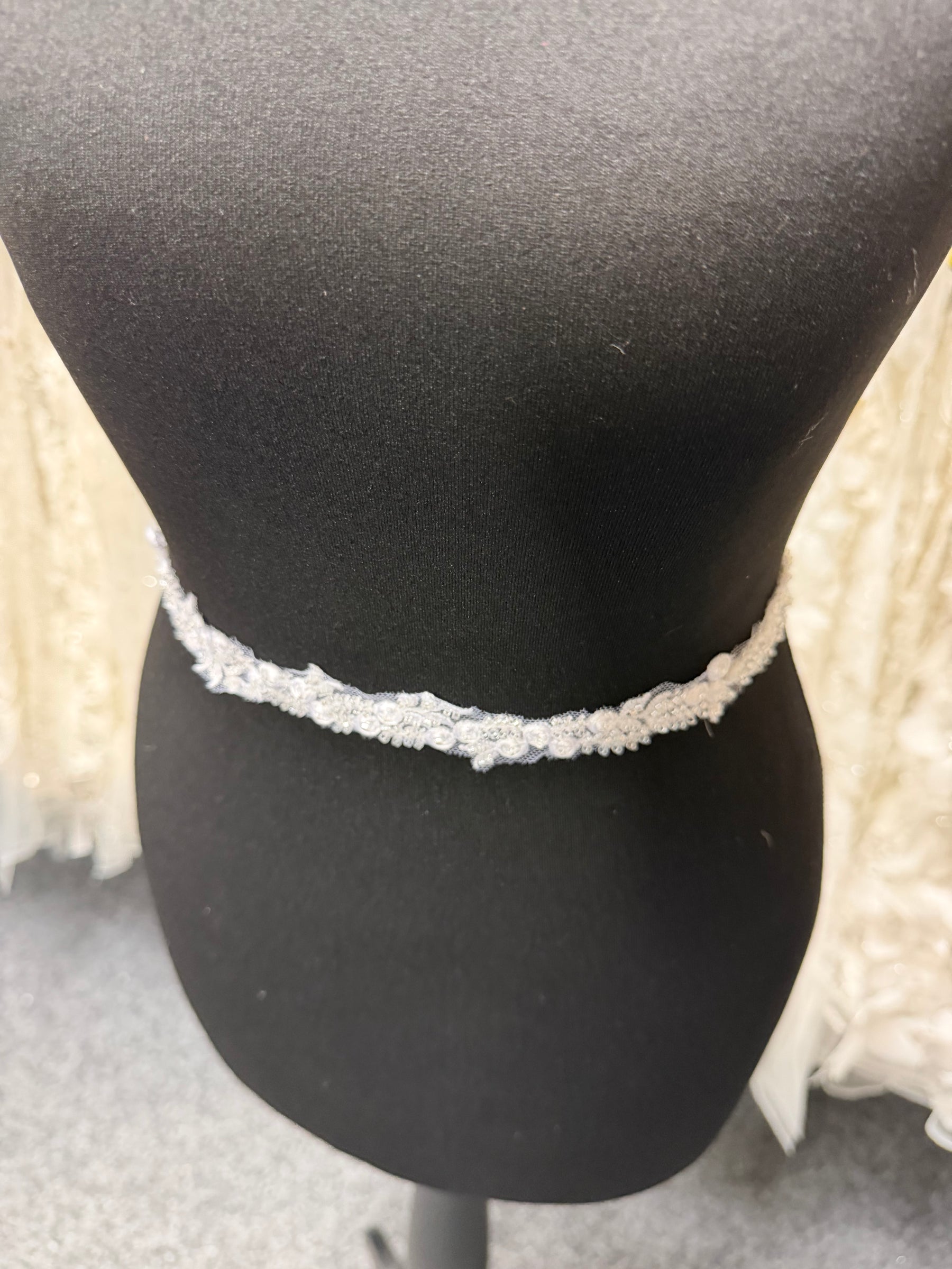 White Beaded Edging - EH2011