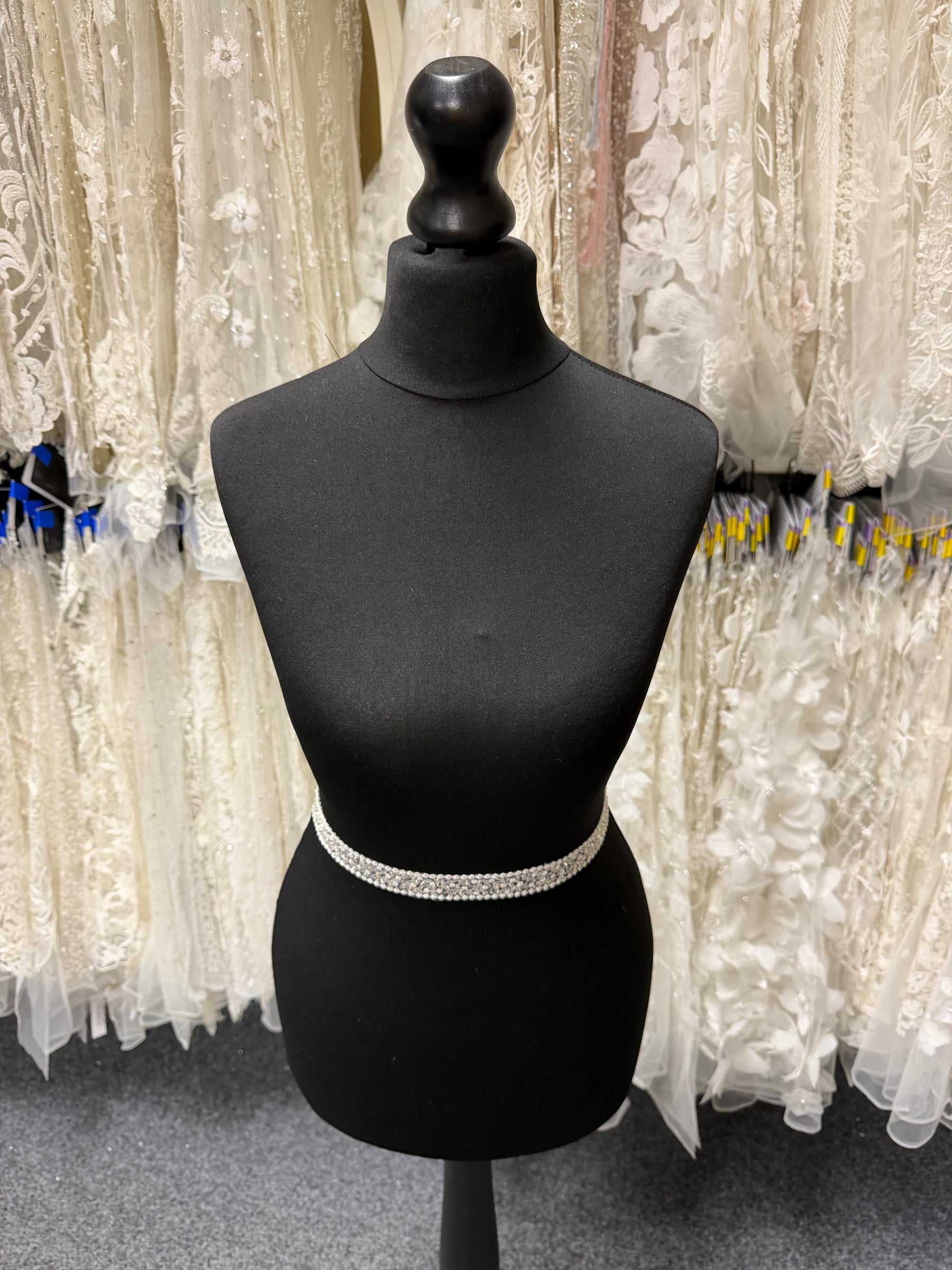 Ivory Beaded Edging - EH2032