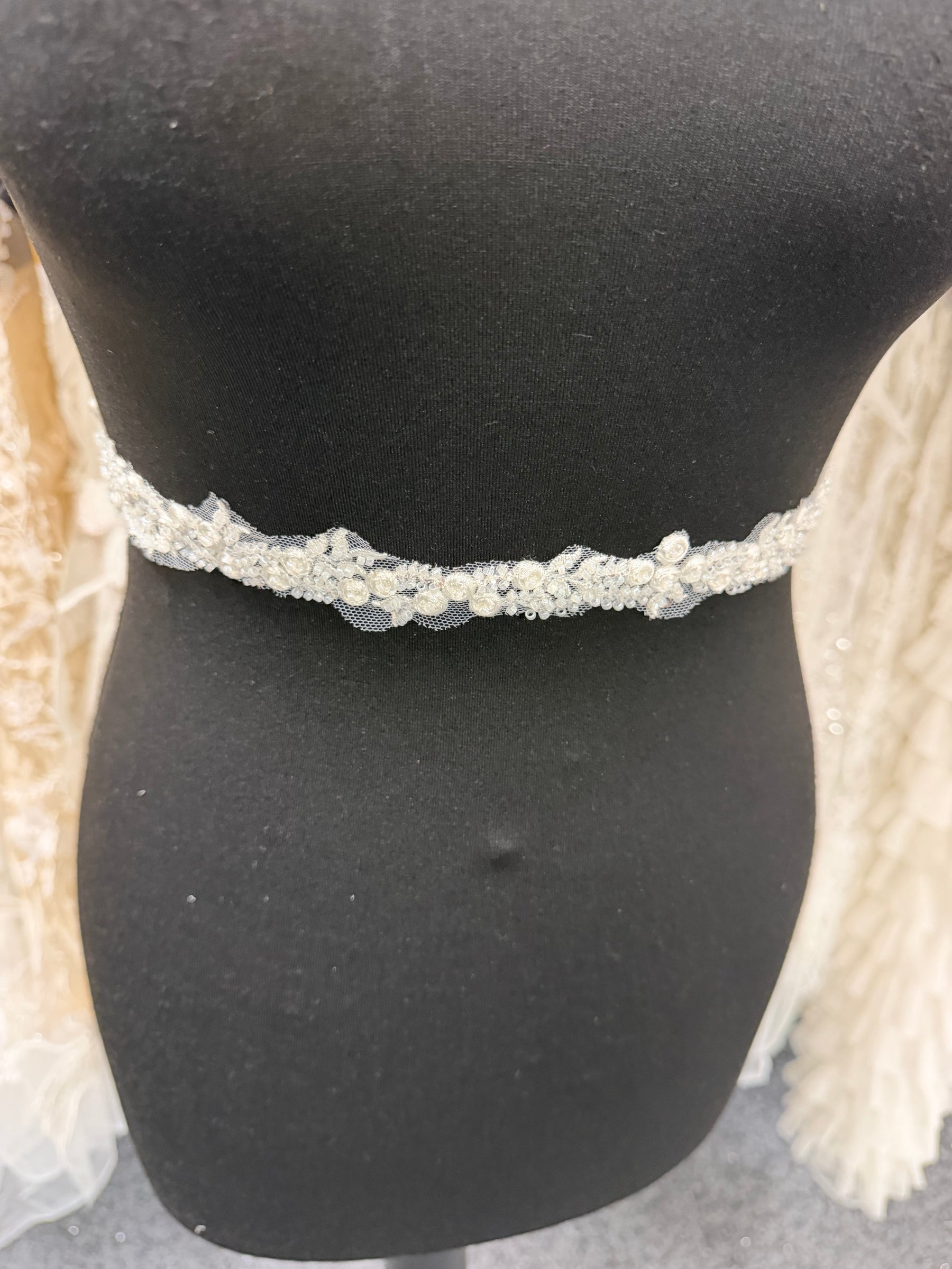 Ivory Beaded Edging - EH2011