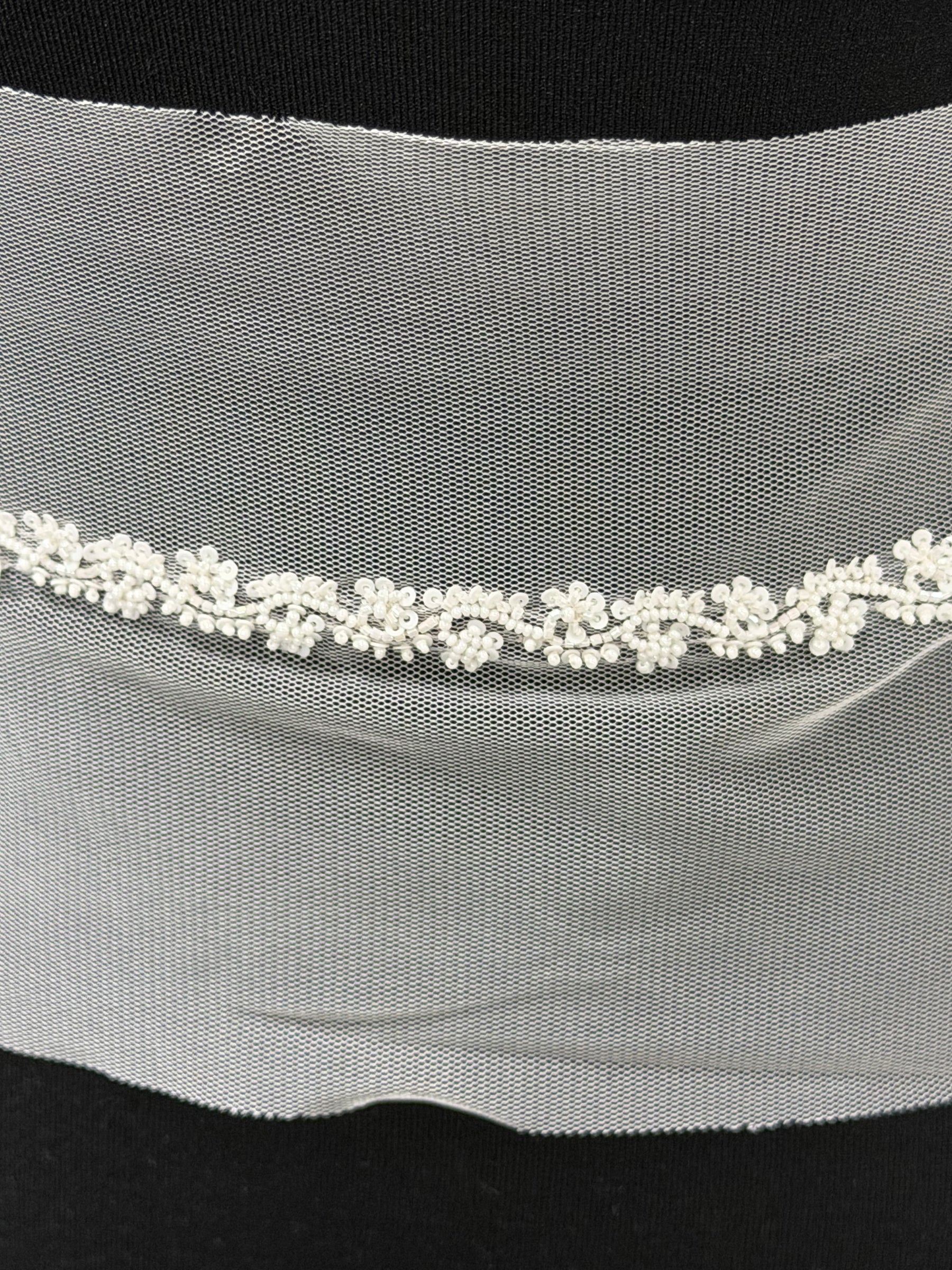 Ivory Beaded Edging - EH2007
